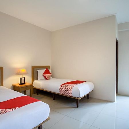 Oyo 107 Kusuma Kemang Suite Jakarta Eksteriør bilde
